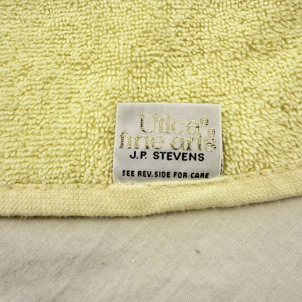 VTG Utica Fine Arts Hand Towel Floral 70s J.P.Stevens Soft Yellow Pink Green USA